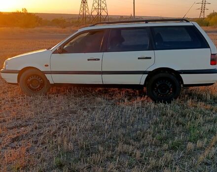 Фольксваген Пассат, объемом двигателя 1.9 л и пробегом 350 тыс. км за 2500 $, фото 3 на Automoto.ua