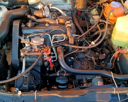 Фольксваген Пассат, объемом двигателя 1.9 л и пробегом 350 тыс. км за 2500 $, фото 9 на Automoto.ua