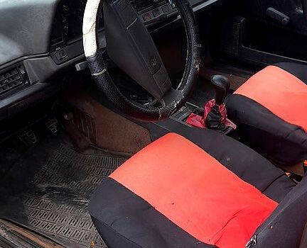 Фольксваген Пассат, объемом двигателя 1.8 л и пробегом 0 тыс. км за 300 $, фото 1 на Automoto.ua