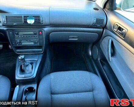 Фольксваген Пассат, об'ємом двигуна 1.6 л та пробігом 248 тис. км за 4950 $, фото 7 на Automoto.ua