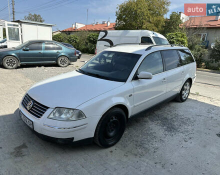 Фольксваген Пассат, объемом двигателя 2.5 л и пробегом 377 тыс. км за 4800 $, фото 3 на Automoto.ua