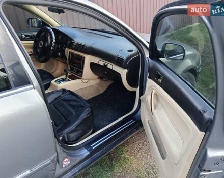 Фольксваген Пассат, объемом двигателя 2.5 л и пробегом 258 тыс. км за 2500 $, фото 3 на Automoto.ua