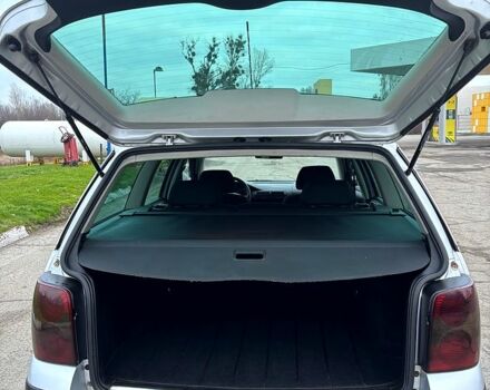 Фольксваген Пассат, объемом двигателя 2 л и пробегом 300 тыс. км за 4500 $, фото 4 на Automoto.ua