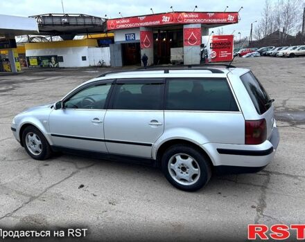 Фольксваген Пассат, объемом двигателя 2 л и пробегом 300 тыс. км за 4500 $, фото 1 на Automoto.ua