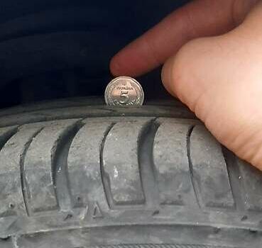 Фольксваген Пассат, объемом двигателя 1.6 л и пробегом 270 тыс. км за 5400 $, фото 10 на Automoto.ua