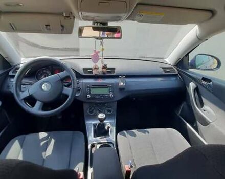 Фольксваген Пассат, объемом двигателя 1.6 л и пробегом 270 тыс. км за 5400 $, фото 3 на Automoto.ua