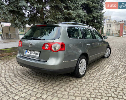 Фольксваген Пассат, объемом двигателя 2 л и пробегом 295 тыс. км за 5000 $, фото 4 на Automoto.ua