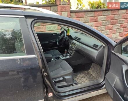 Фольксваген Пассат, объемом двигателя 2 л и пробегом 316 тыс. км за 4600 $, фото 5 на Automoto.ua