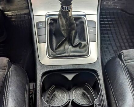 Фольксваген Пассат, объемом двигателя 2 л и пробегом 415 тыс. км за 6100 $, фото 7 на Automoto.ua