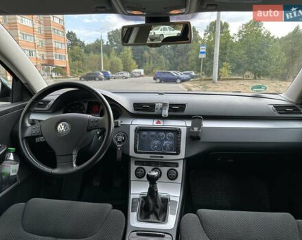 Фольксваген Пассат, об'ємом двигуна 1.8 л та пробігом 188 тис. км за 7000 $, фото 11 на Automoto.ua