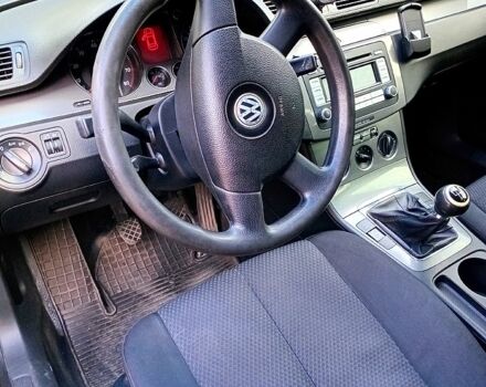 Фольксваген Пассат, объемом двигателя 1.6 л и пробегом 340 тыс. км за 5800 $, фото 2 на Automoto.ua