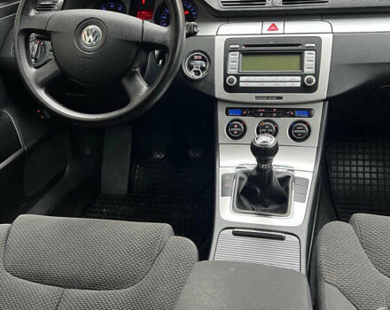 Фольксваген Пассат, об'ємом двигуна 1.8 л та пробігом 214 тис. км за 6777 $, фото 22 на Automoto.ua