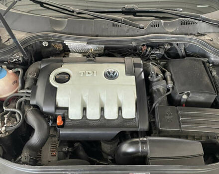 Фольксваген Пассат, объемом двигателя 1.9 л и пробегом 290 тыс. км за 5900 $, фото 13 на Automoto.ua