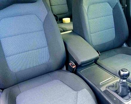 Фольксваген Пассат, объемом двигателя 1.6 л и пробегом 135 тыс. км за 9800 $, фото 9 на Automoto.ua