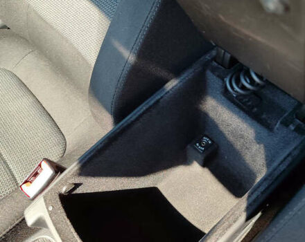 Фольксваген Пассат, объемом двигателя 2 л и пробегом 303 тыс. км за 11000 $, фото 18 на Automoto.ua