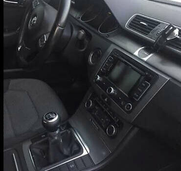 Фольксваген Пассат, об'ємом двигуна 1.6 л та пробігом 300 тис. км за 9500 $, фото 13 на Automoto.ua