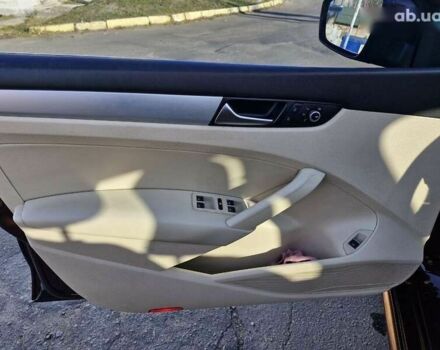 Фольксваген Пассат, об'ємом двигуна 2.5 л та пробігом 213 тис. км за 8499 $, фото 11 на Automoto.ua