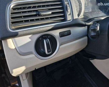 Фольксваген Пассат, об'ємом двигуна 2.5 л та пробігом 213 тис. км за 8499 $, фото 12 на Automoto.ua