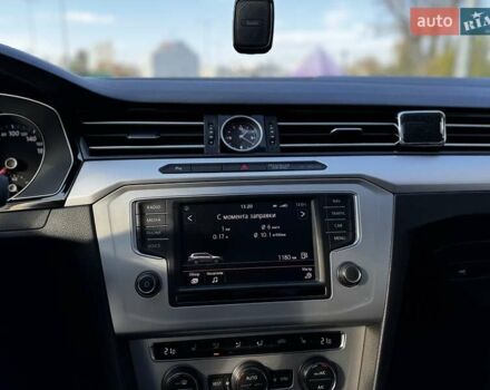 Фольксваген Пассат, объемом двигателя 1.97 л и пробегом 247 тыс. км за 14800 $, фото 10 на Automoto.ua