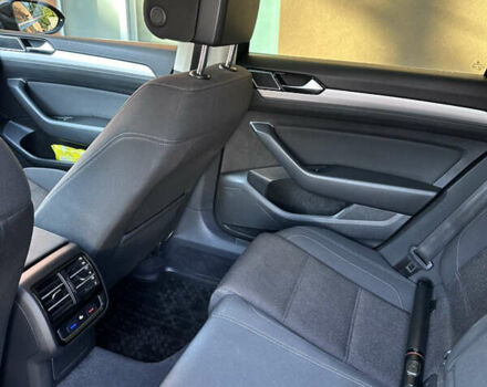 Фольксваген Пассат, об'ємом двигуна 2 л та пробігом 260 тис. км за 15500 $, фото 18 на Automoto.ua