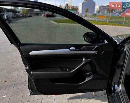 Фольксваген Пассат, объемом двигателя 1.97 л и пробегом 247 тыс. км за 14800 $, фото 6 на Automoto.ua