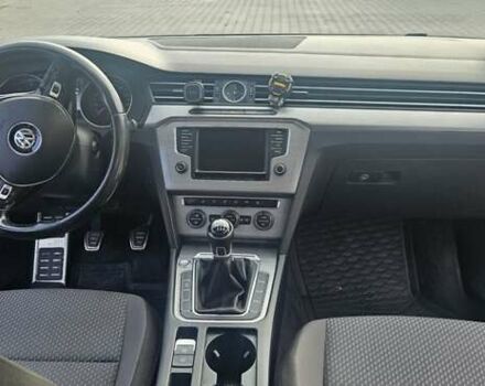 Фольксваген Пассат, об'ємом двигуна 1.6 л та пробігом 300 тис. км за 11700 $, фото 9 на Automoto.ua