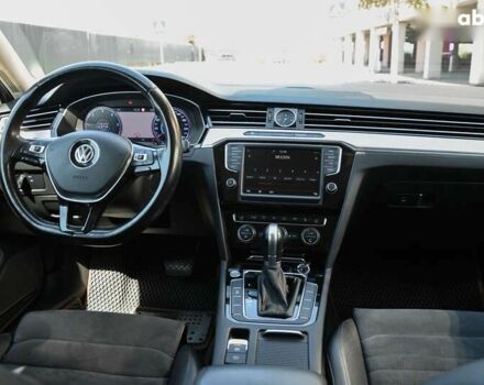 Фольксваген Пассат, об'ємом двигуна 2 л та пробігом 241 тис. км за 16500 $, фото 16 на Automoto.ua