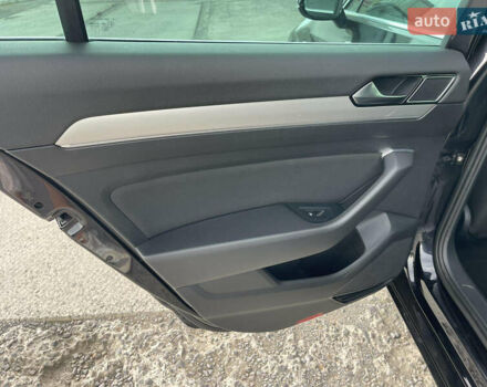 Фольксваген Пассат, об'ємом двигуна 2 л та пробігом 169 тис. км за 15300 $, фото 18 на Automoto.ua