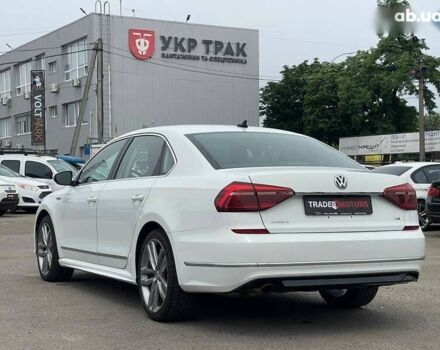 Фольксваген Пассат, объемом двигателя 1.8 л и пробегом 137 тыс. км за 14290 $, фото 7 на Automoto.ua