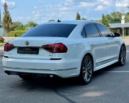 Фольксваген Пассат, объемом двигателя 1.8 л и пробегом 159 тыс. км за 13500 $, фото 11 на Automoto.ua