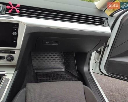 Фольксваген Пассат, объемом двигателя 2 л и пробегом 248 тыс. км за 16200 $, фото 28 на Automoto.ua