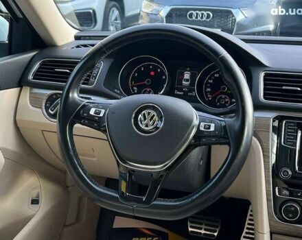 Фольксваген Пассат, объемом двигателя 1.8 л и пробегом 178 тыс. км за 14200 $, фото 12 на Automoto.ua