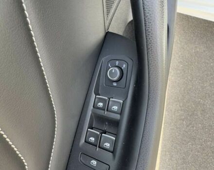 Фольксваген Пассат 2021 у Києві на Automoto.ua Фольксваген Пассат, об'ємом двигуна 2 л та пробігом 194 тис. км за 26300 $, фото 24 на Automoto.ua