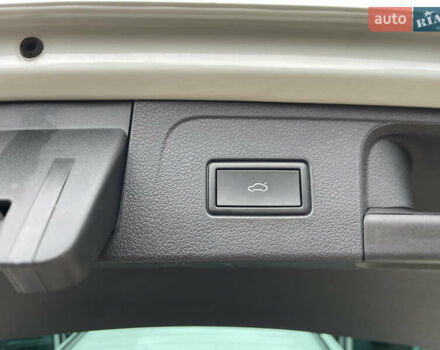 Фольксваген Пассат, объемом двигателя 1.97 л и пробегом 165 тыс. км за 27900 $, фото 37 на Automoto.ua