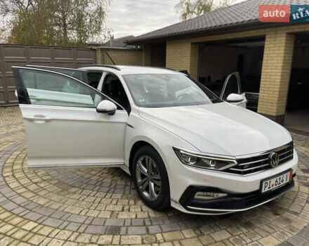 Фольксваген Пассат, объемом двигателя 1.97 л и пробегом 165 тыс. км за 27900 $, фото 16 на Automoto.ua