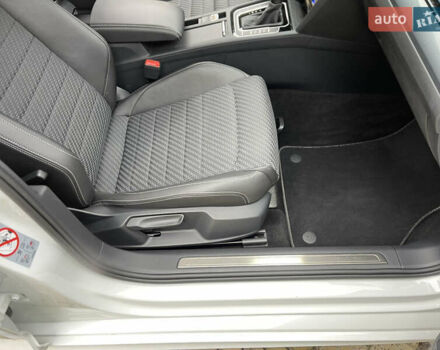 Фольксваген Пассат, объемом двигателя 1.97 л и пробегом 165 тыс. км за 27900 $, фото 24 на Automoto.ua