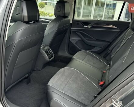 Фольксваген Пассат, объемом двигателя 1.98 л и пробегом 0 тыс. км за 42000 $, фото 29 на Automoto.ua