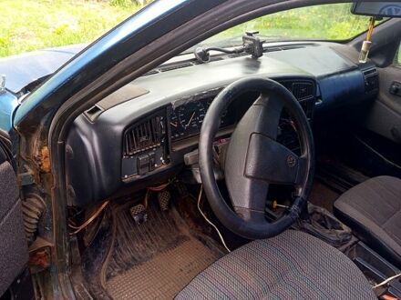Фольксваген Пассат 1989 в Люботине на Automoto.ua Фольксваген Пассат, объемом двигателя 1.8 л и пробегом 0 тыс. км за 900 $, фото 1 на Automoto.ua