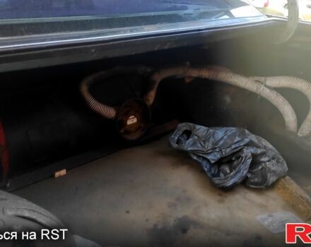 Фольксваген Пассат, объемом двигателя 1.8 л и пробегом 250 тыс. км за 1300 $, фото 1 на Automoto.ua