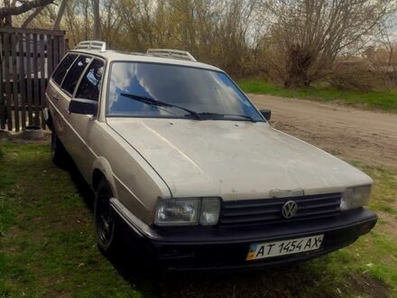 Фольксваген Пассат 1990 в Изюме на Automoto.ua Фольксваген Пассат, объемом двигателя 16 л и пробегом 380 тыс. км за 1000 $, фото 1 на Automoto.ua