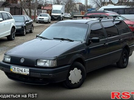 Фольксваген Пассат, объемом двигателя 1.8 л и пробегом 326 тыс. км за 1350 $, фото 1 на Automoto.ua