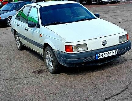 Фольксваген Пассат 1991 у Овруче на Automoto.ua Фольксваген Пассат, об'ємом двигуна 1.8 л та пробігом 404 тис. км за 1450 $, фото 1 на Automoto.ua