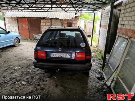 Фольксваген Пассат 1993 в Богодухове на Automoto.ua Фольксваген Пассат, объемом двигателя 1.8 л и пробегом 250 тыс. км за 1700 $, фото 1 на Automoto.ua