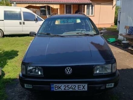 Фольксваген Пассат 1993 в Здолбунове на Automoto.ua Фольксваген Пассат, объемом двигателя 2 л и пробегом 569 тыс. км за 1500 $, фото 1 на Automoto.ua