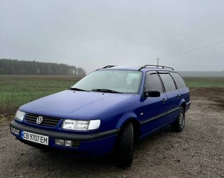 Фольксваген Пассат, объемом двигателя 1.8 л и пробегом 300 тыс. км за 2400 $, фото 1 на Automoto.ua