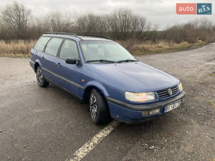Фольксваген Пассат 1994 у Луцьку на Automoto.ua Фольксваген Пассат, об'ємом двигуна 2 л та пробігом 360 тис. км за 1700 $, фото 1 на Automoto.ua