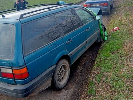 Фольксваген Пассат, об'ємом двигуна 1.5 л та пробігом 1 тис. км за 500 $, фото 1 на Automoto.ua