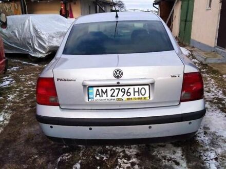 Фольксваген Пассат, объемом двигателя 1.8 л и пробегом 427 тыс. км за 3500 $, фото 1 на Automoto.ua