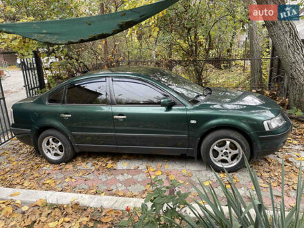 Фольксваген Пассат 1999 у Дніпро (Дніпропетровську) на Automoto.ua Фольксваген Пассат, об'ємом двигуна 1.8 л та пробігом 406 тис. км за 4500 $, фото 1 на Automoto.ua