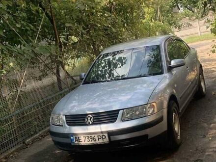 Фольксваген Пассат 2000 в Кривом Роге на Automoto.ua Фольксваген Пассат, объемом двигателя 1.8 л и пробегом 216 тыс. км за 3500 $, фото 1 на Automoto.ua